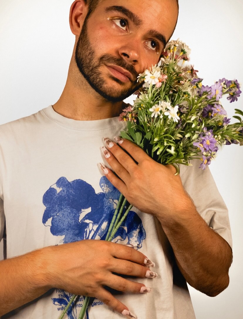 ongles-fleuris-dorés (4)